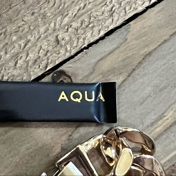 Aqua Chunky Link Chain Gold-Tone Wide Bracelet - Picture 4 of 5